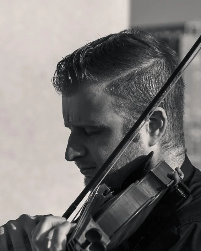 Adam von Housen
